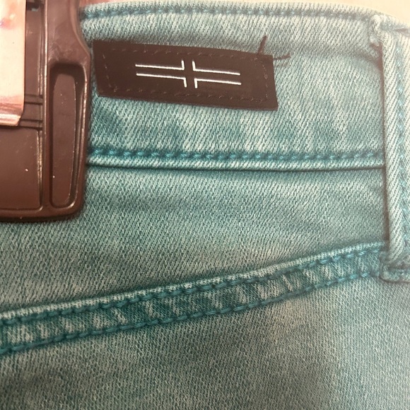 Liverpool Bermuda Shorts Fanfare Blue Size 2 - Picture 8 of 8